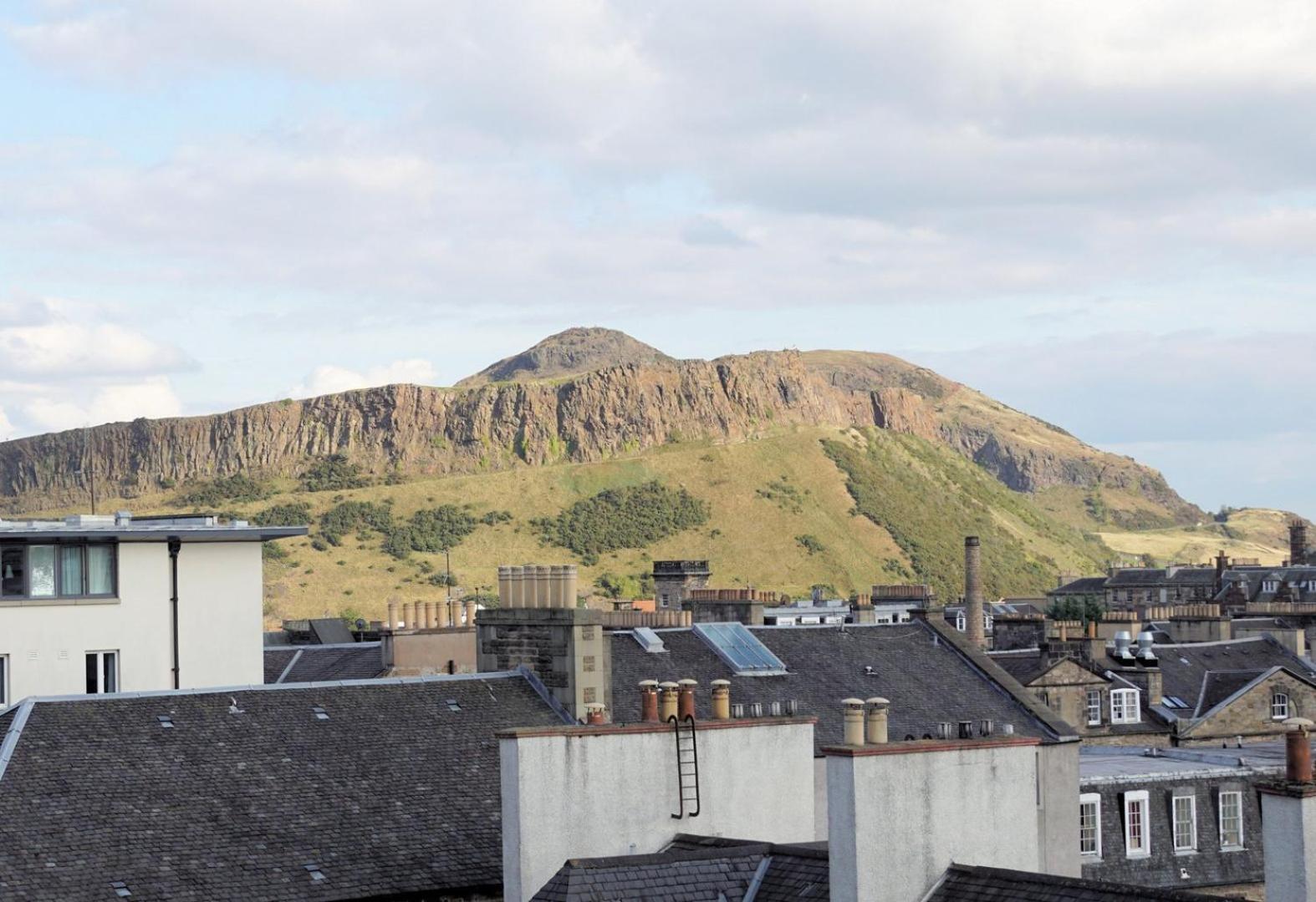 Guestready - Historic Edinburgh Old Town Apartment Esterno foto